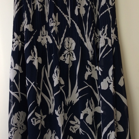 Floral Tommy Hilfiger skirt - Picture 4 of 4